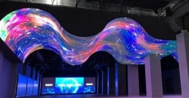 震撼！348張OLED柔性屏打造格蘭仕集團工業4.0示范基地展廳